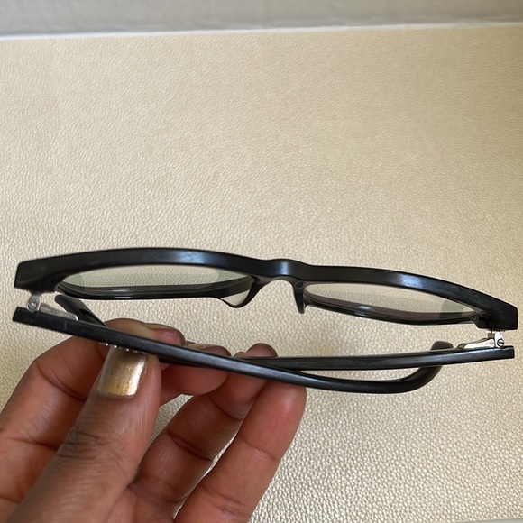 CHLOE black frame vision glasses - Picture 17 of 17